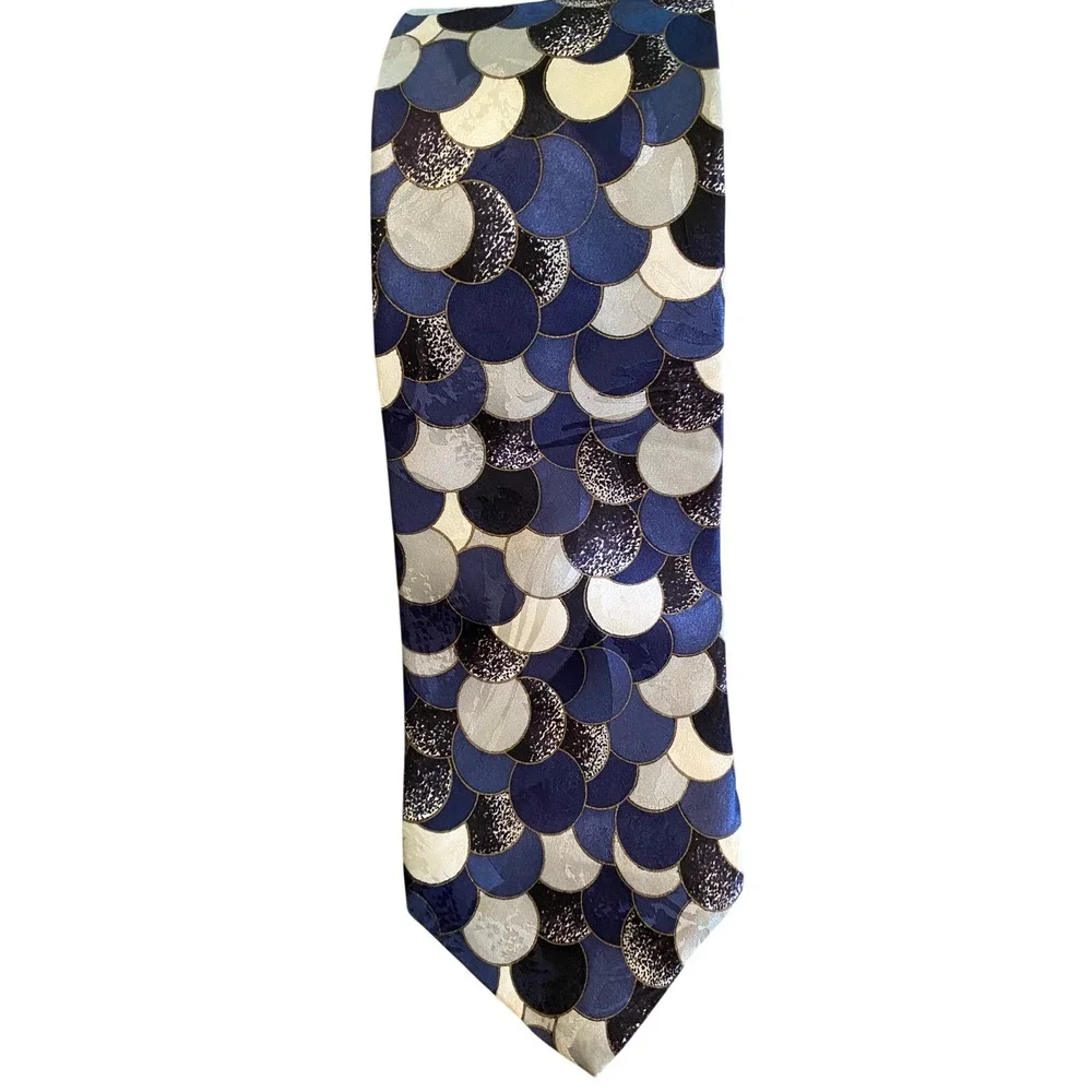 Prima Emoda Mens Silk Tie Navy‎ Blue Silver Geometric Scale Pattern Italy USA